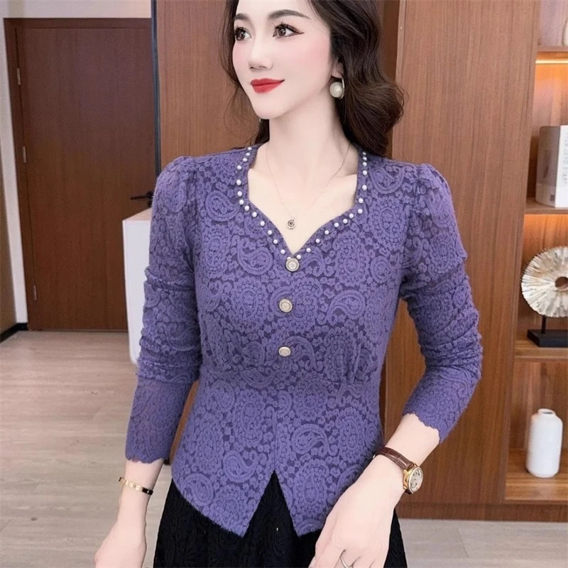 长袖T恤上衣女春秋洋气减龄时尚修身休闲镂空提花蕾丝拼接打底衫