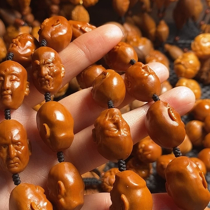 吊坠橄榄核写实手持