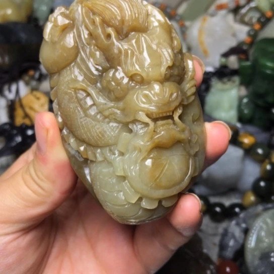 未镶嵌和田玉把件