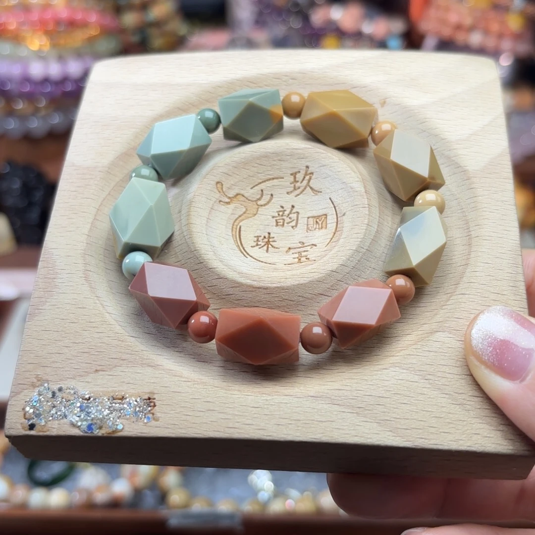 石英质玉未镶嵌珠宝半成品