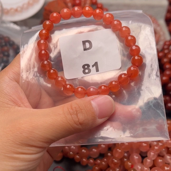 南红玛瑙未镶嵌多样性发货默认微瑕称重7mm