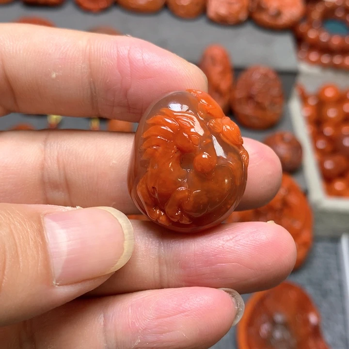 吊坠(不含链)未镶嵌南红玛瑙自**在