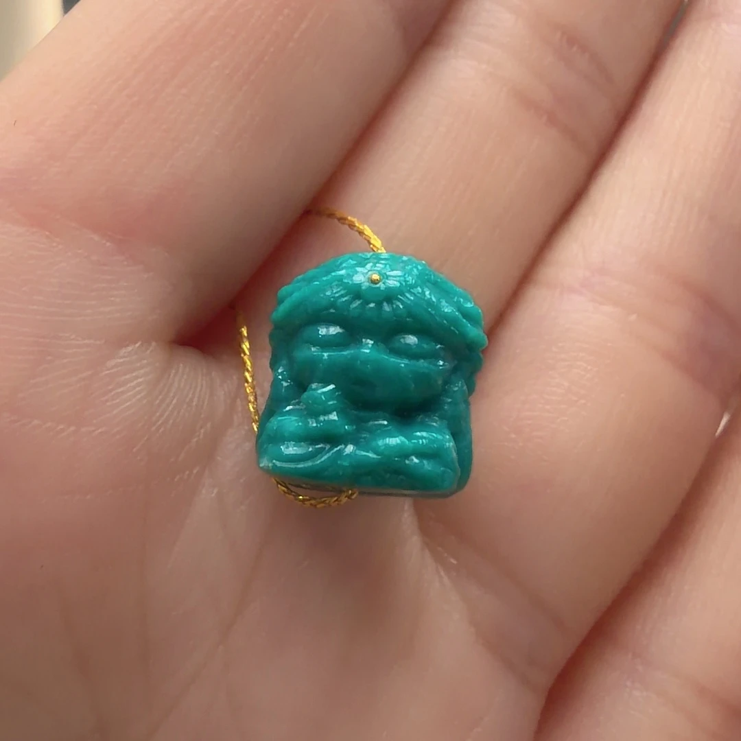 绿松石未镶嵌颈饰