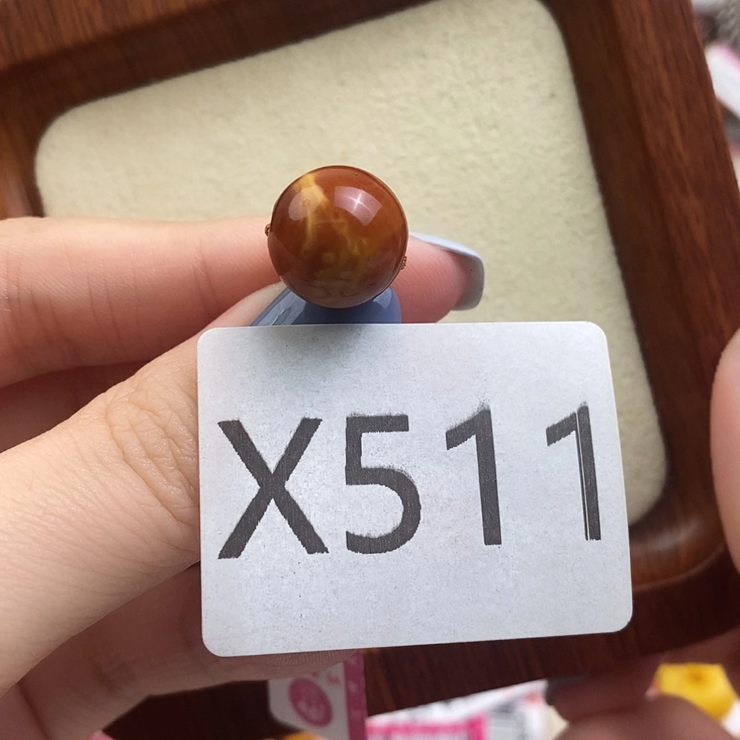 蜜蜡未镶嵌珠宝奇石