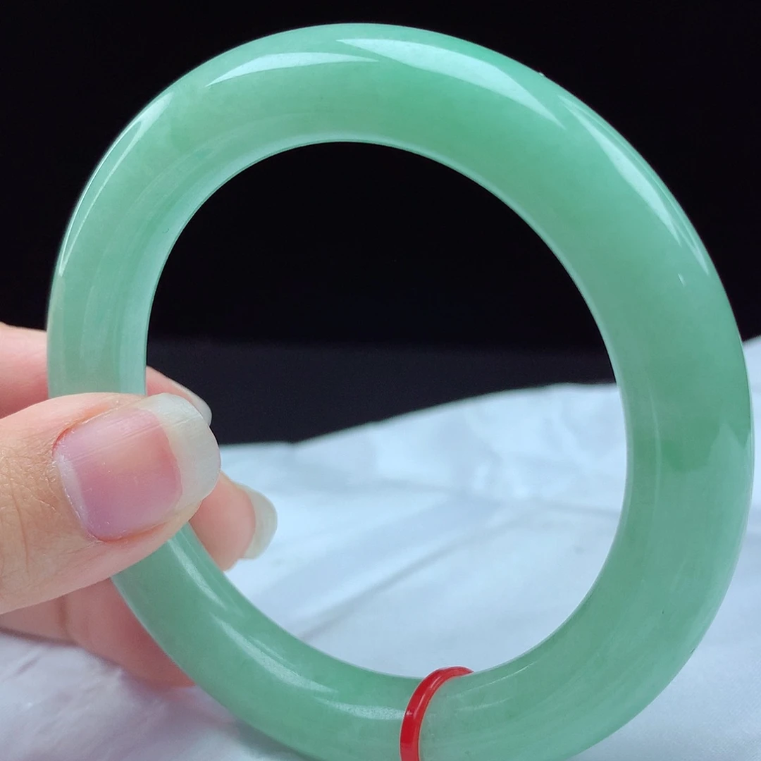 未镶嵌手镯翡翠23079，