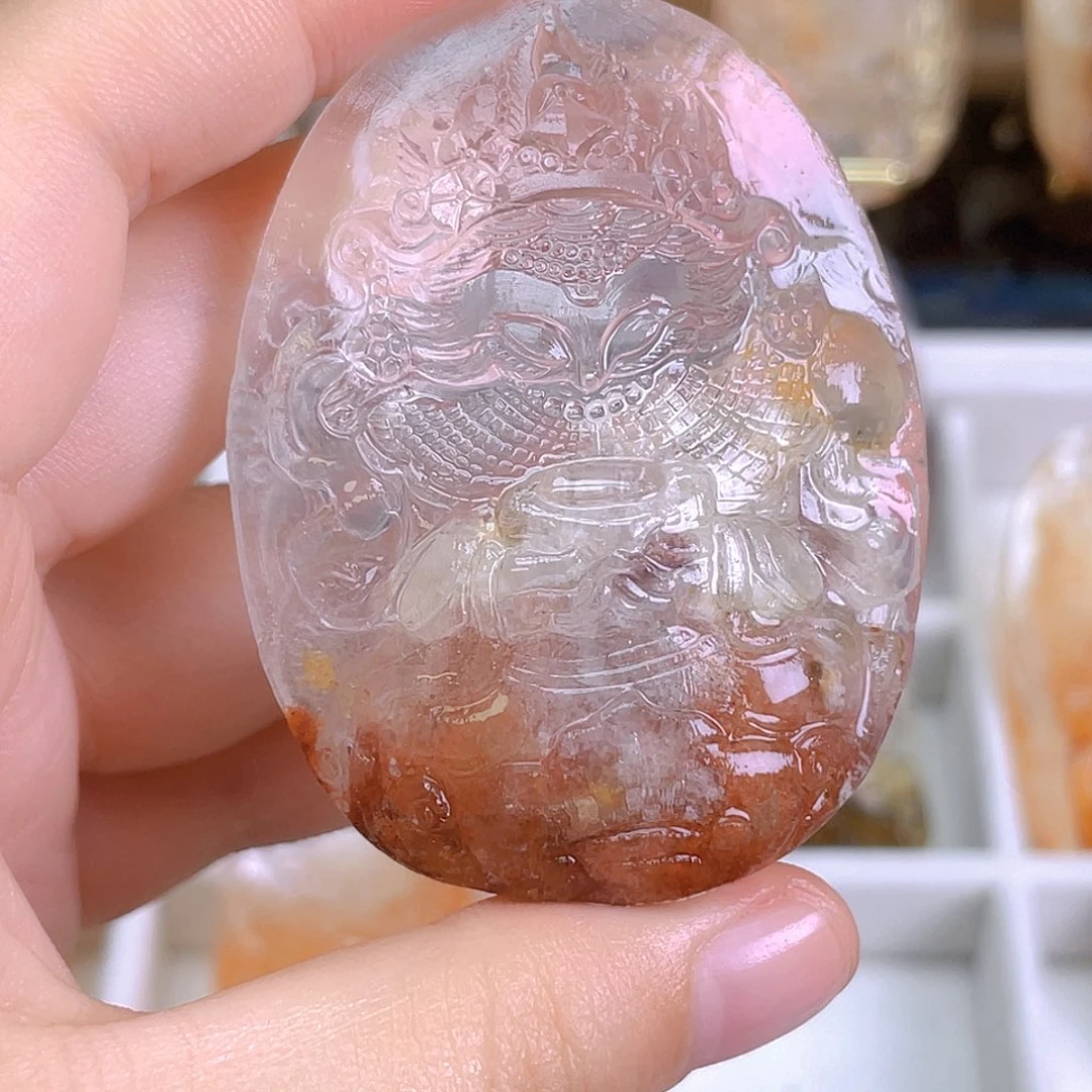 未镶嵌颈饰水晶幽灵