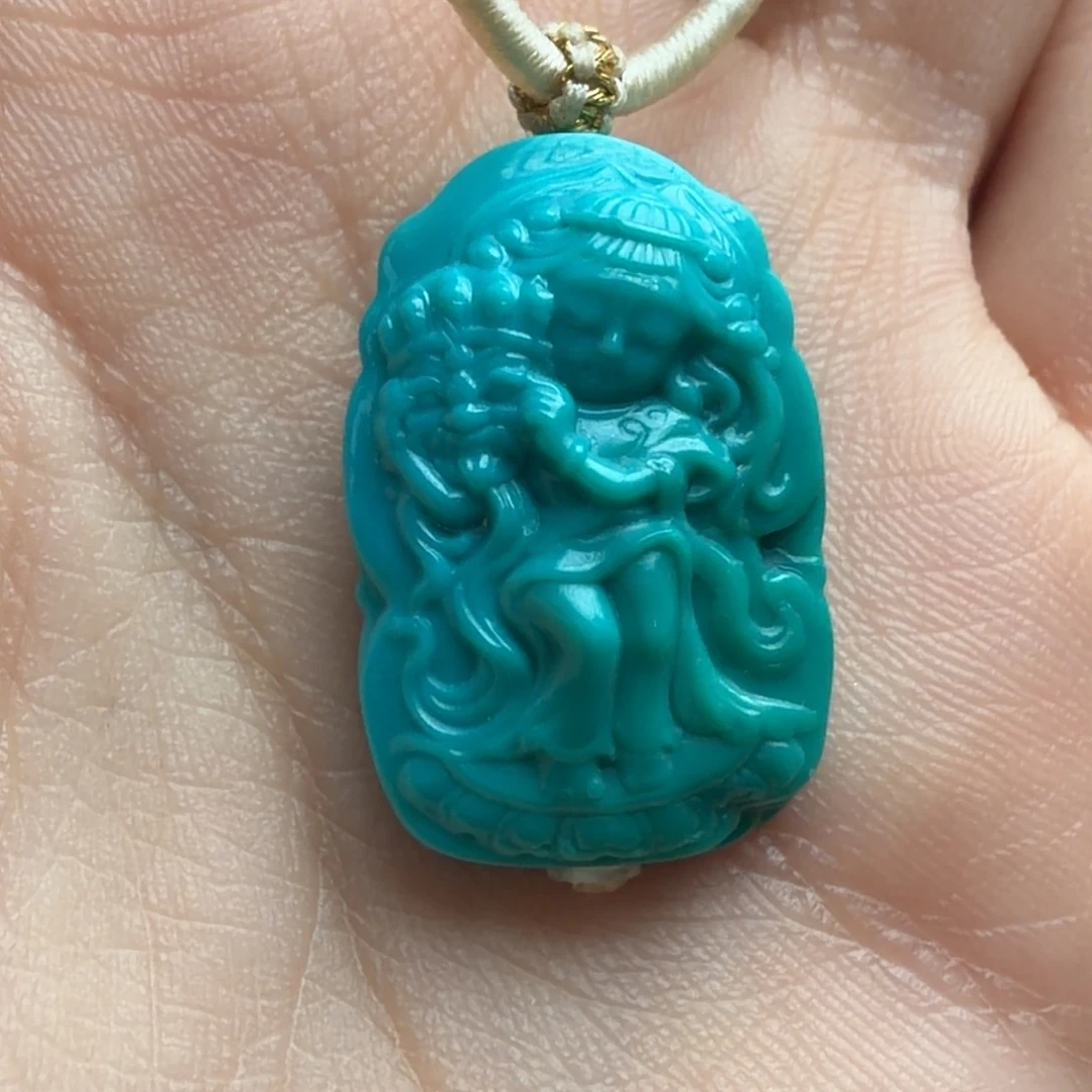 绿松石未镶嵌颈饰