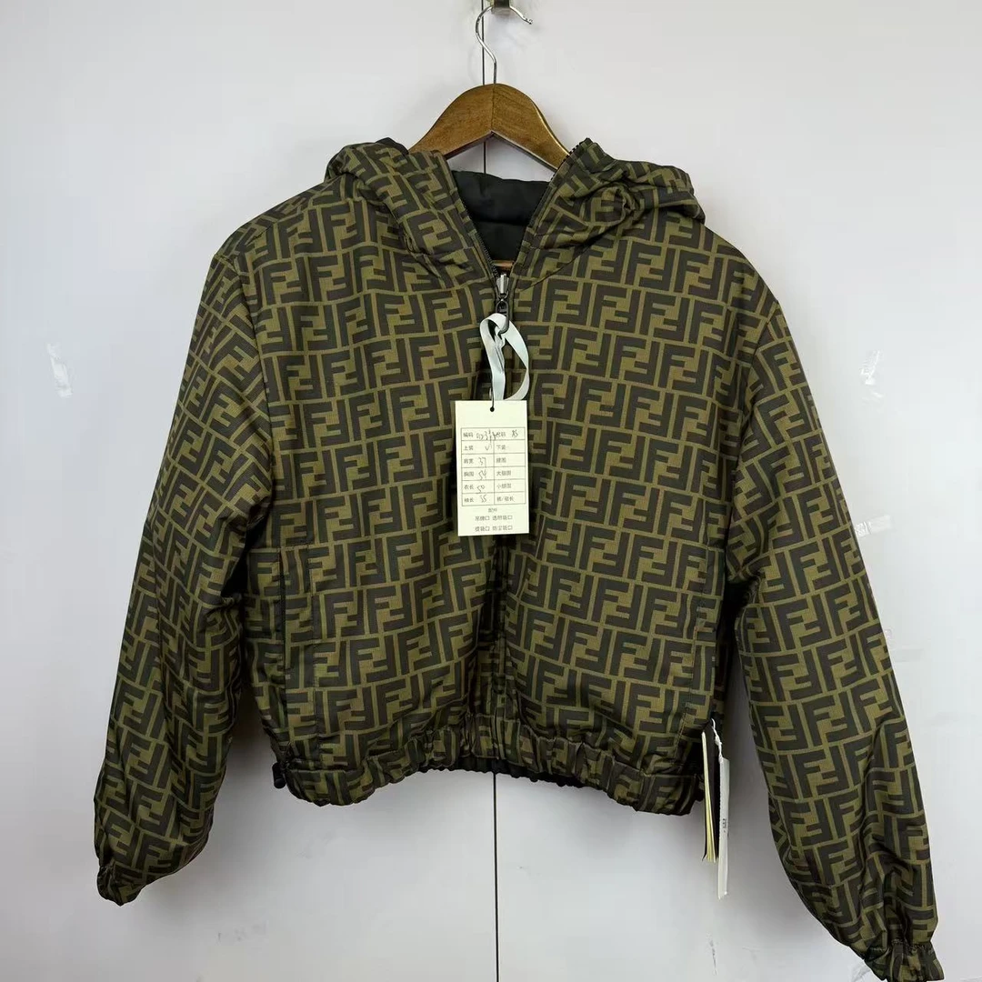 未使用 FENDI/芬迪 012394  双F满印双面穿棉服  xs码