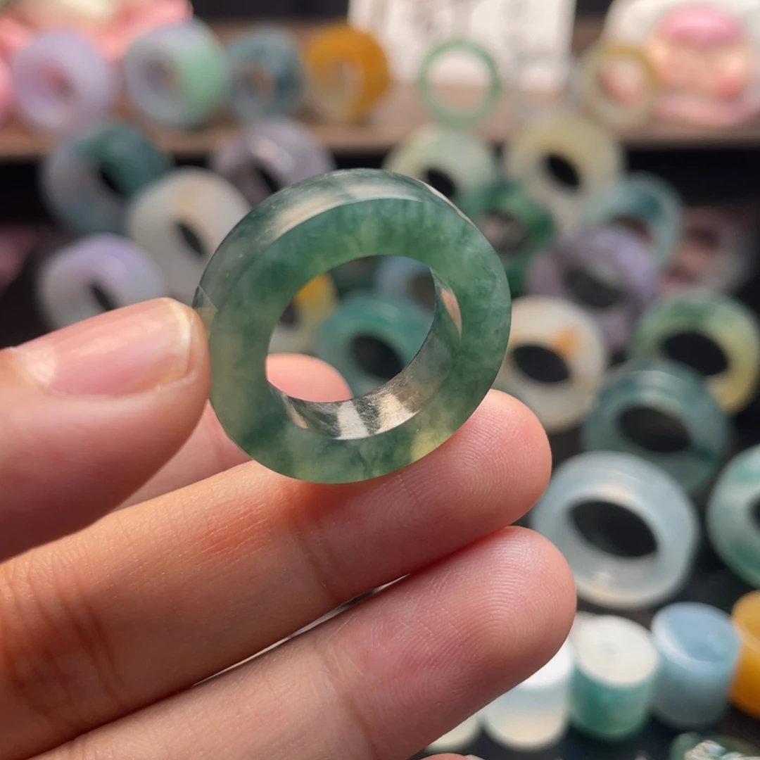 定制翡翠未镶嵌  冰波澜绿