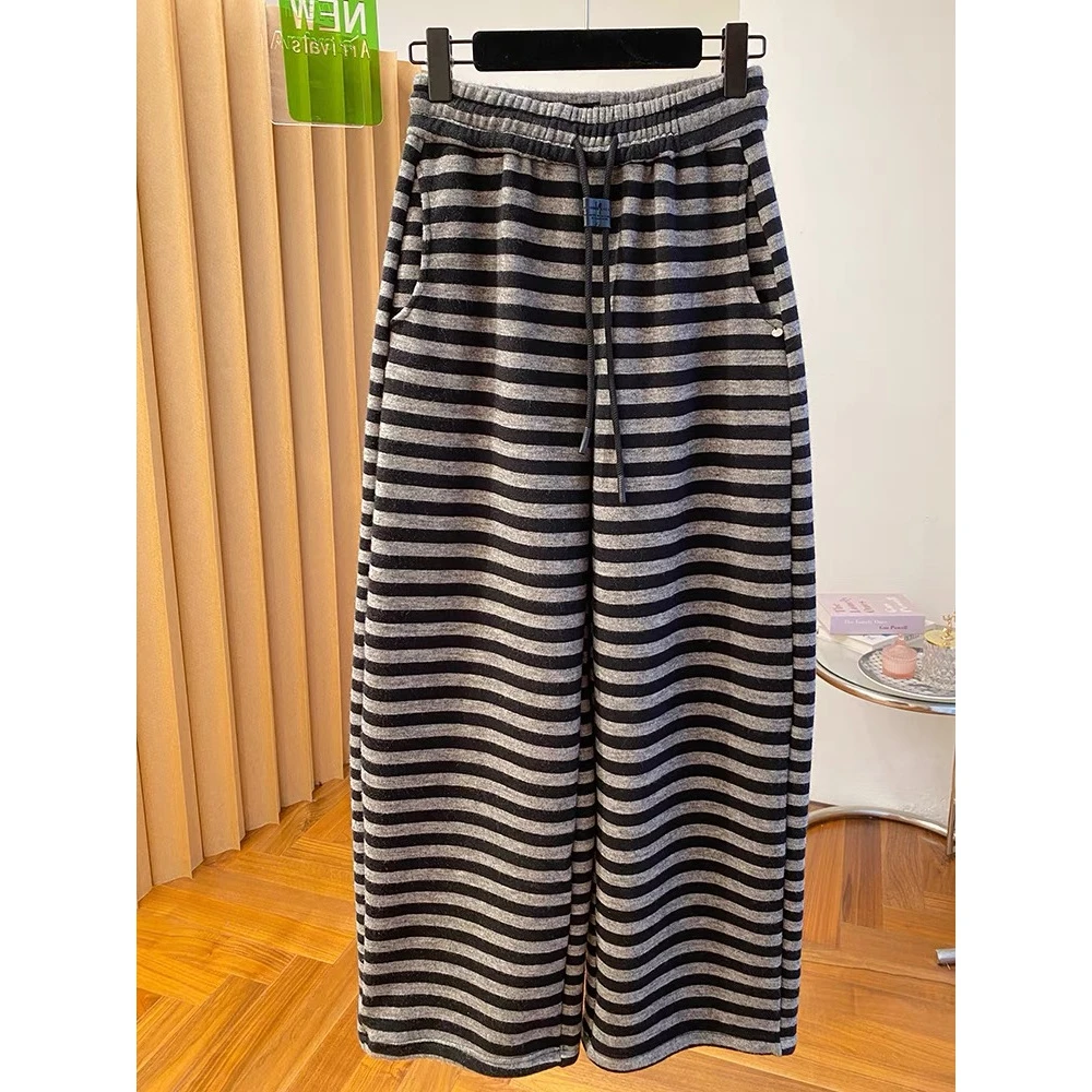 大码女装300斤韩国高级感加绒香蕉厚卫裤女冬2025新款条纹长裤子
