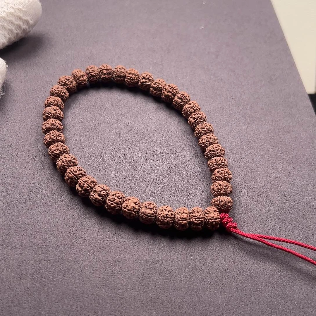 沅***.手串金刚菩提平细小金刚手持