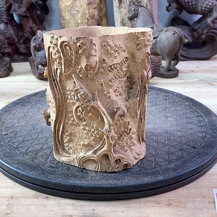 木邵****具木雕工艺作品