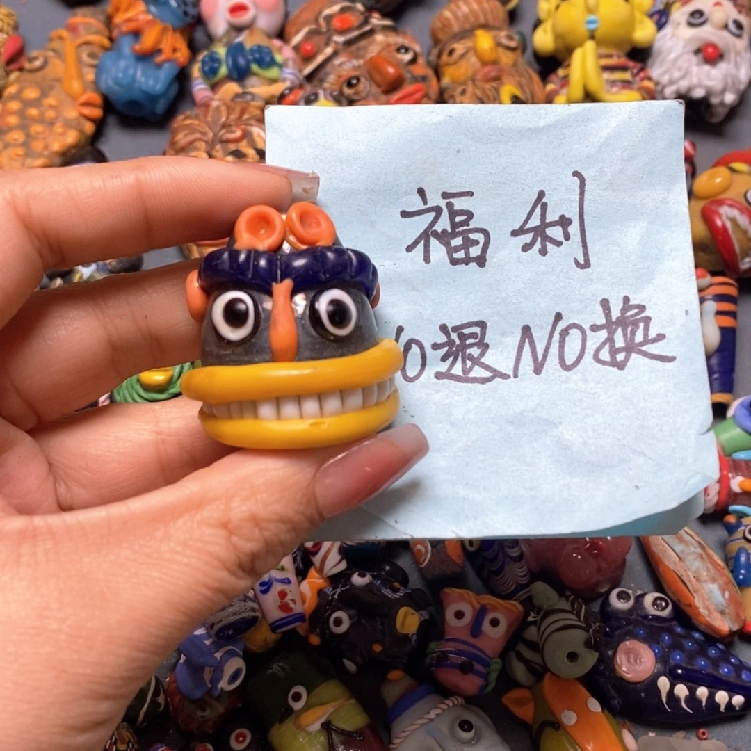 琉璃颈饰印度尼西亚大牙