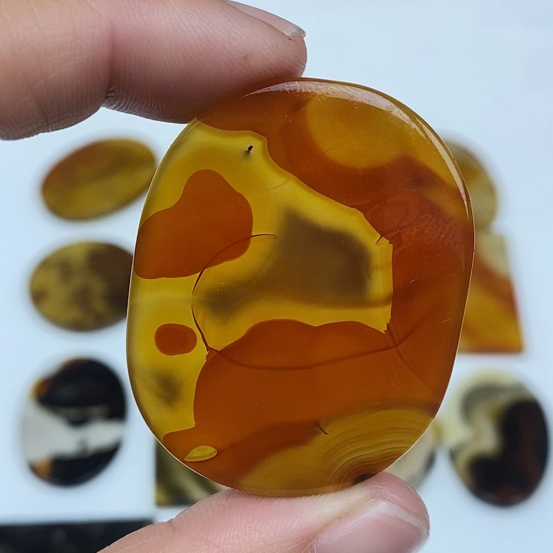 玛瑙/玉髓未镶嵌珠宝半成品