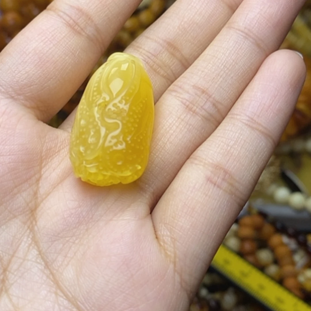 【闪购商品】未镶嵌琥珀珠宝奇石