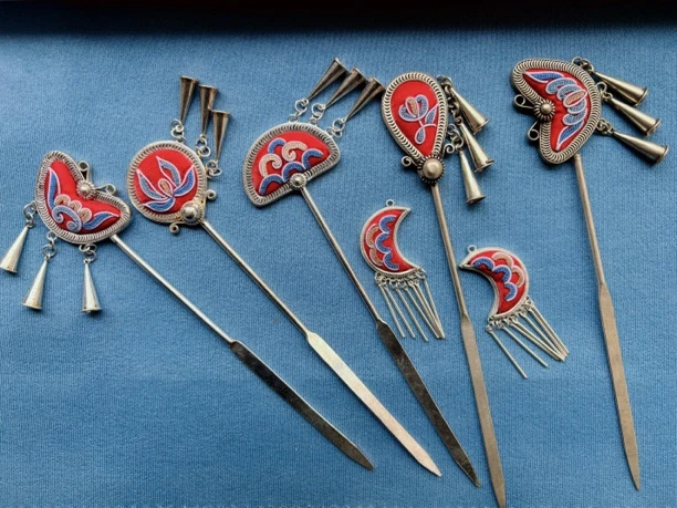 新中式融合非遗马尾绣发簪