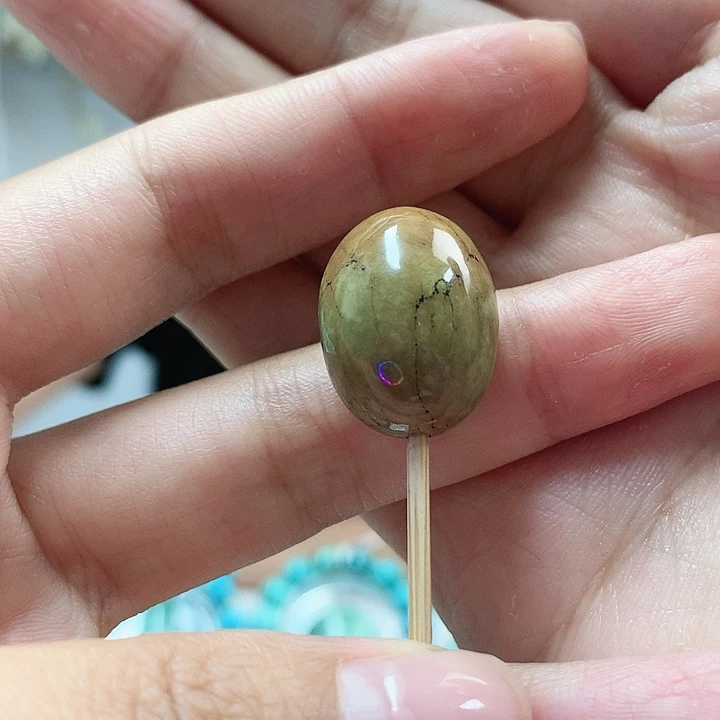 未镶嵌绿松石珠宝奇石海*?