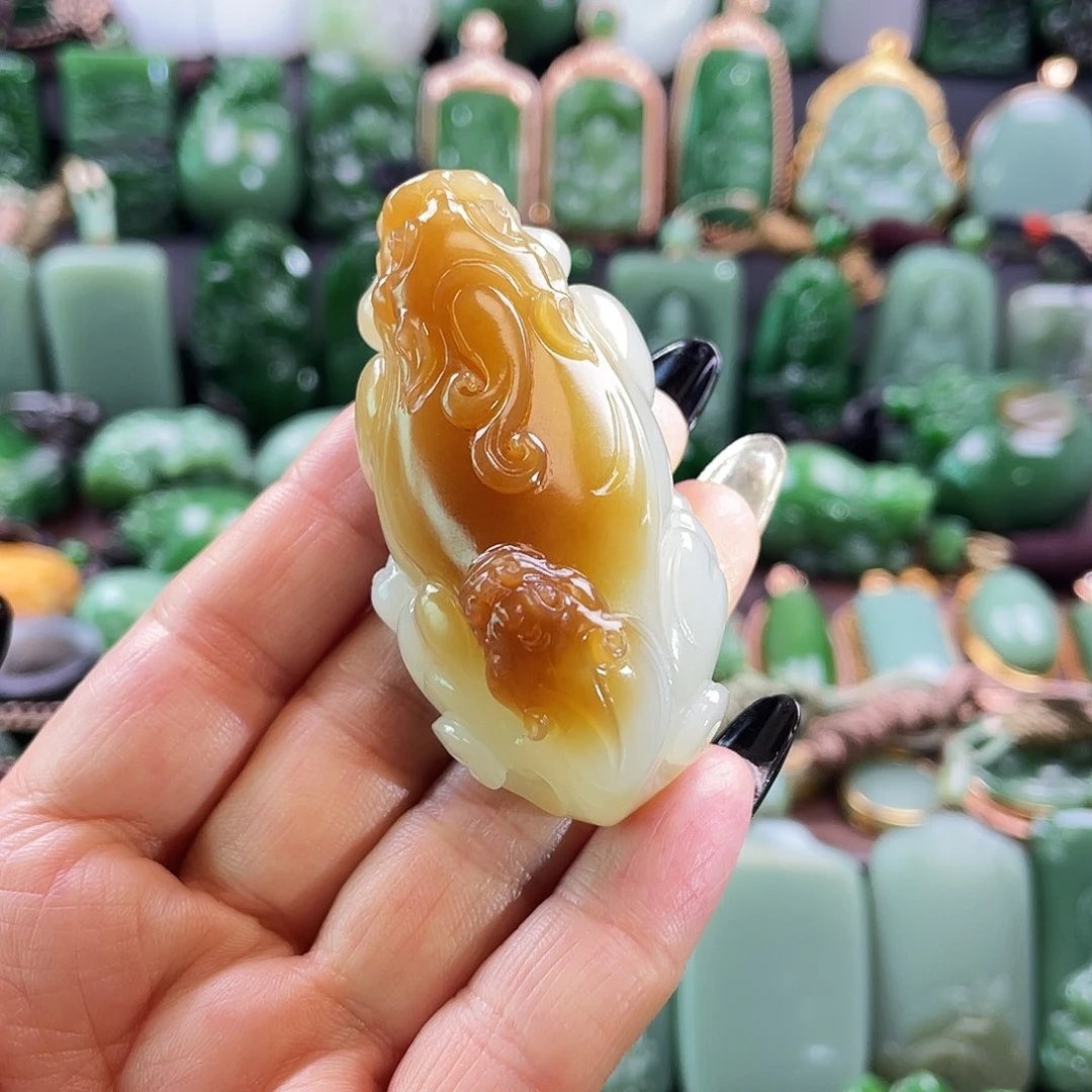 和田玉挂件未镶嵌