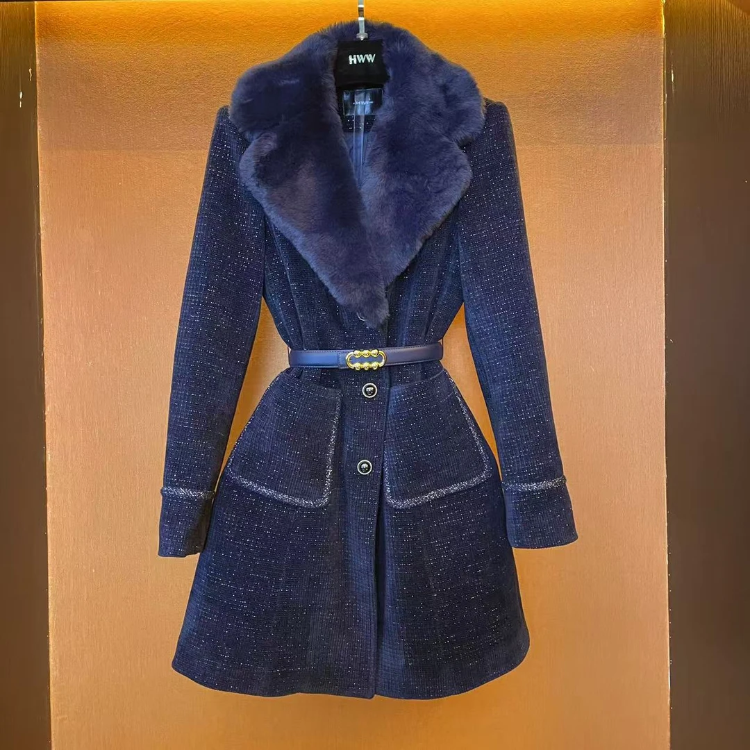 白鹅绒(袖子已加绒)新款英伦气质设计师款鹅绒服DHZRR406516