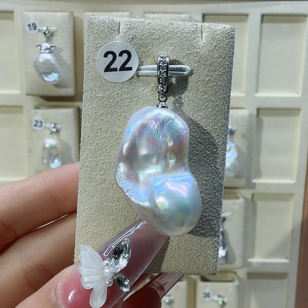 淡水珍珠合金颈饰