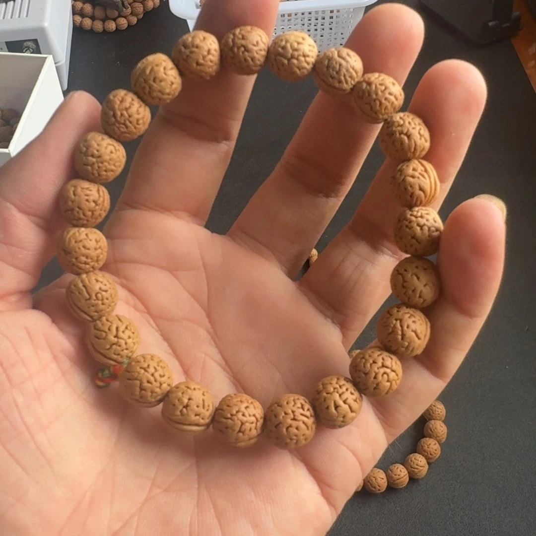 Z***小桃核手串小桃核