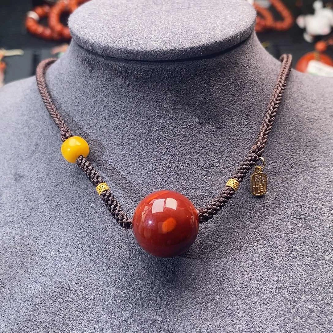 南红玛瑙未镶嵌四川凉山牛血红单珠项链18.5mm