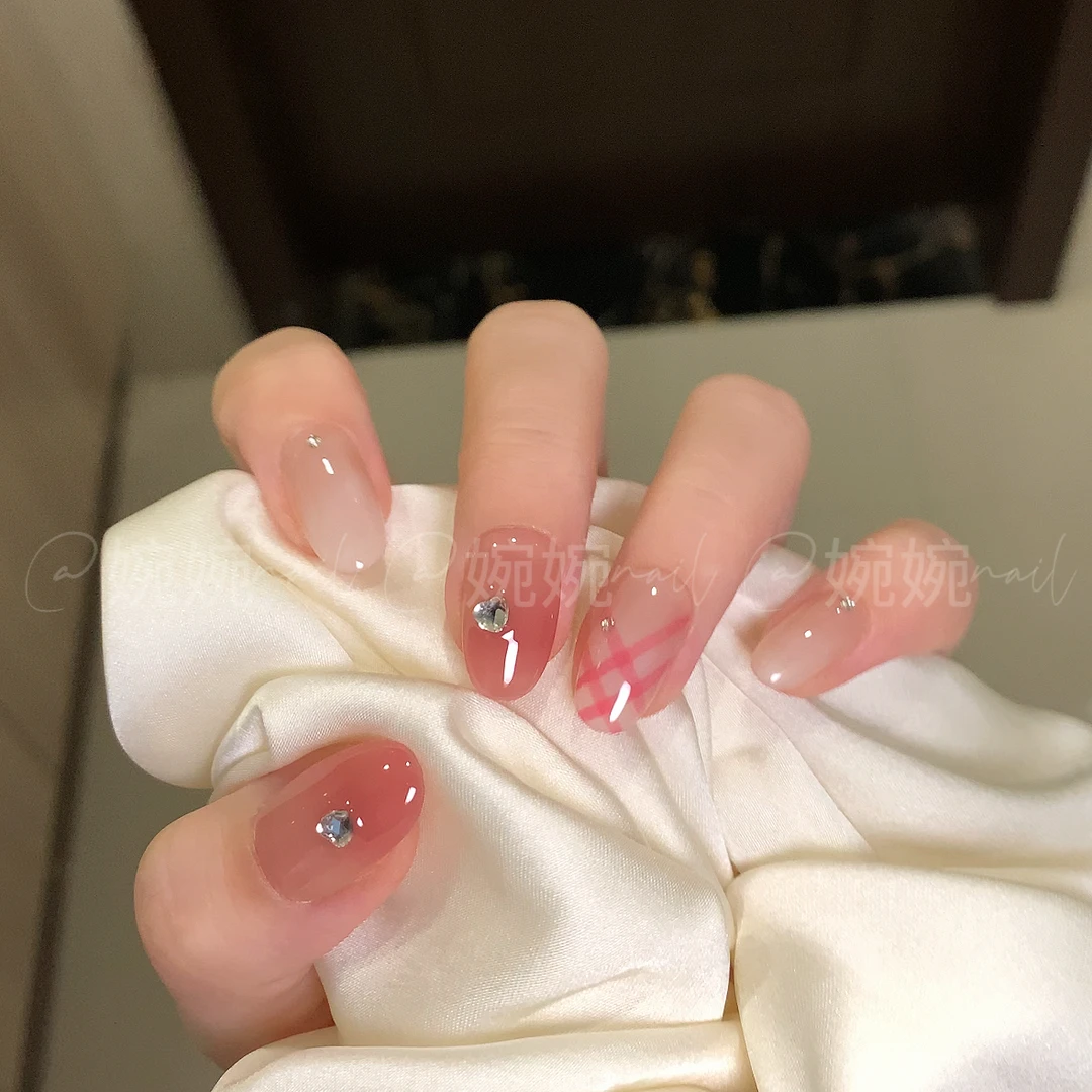 【蜜桃格】纯手工手绘格纹渐变少女美甲贴片穿戴甲