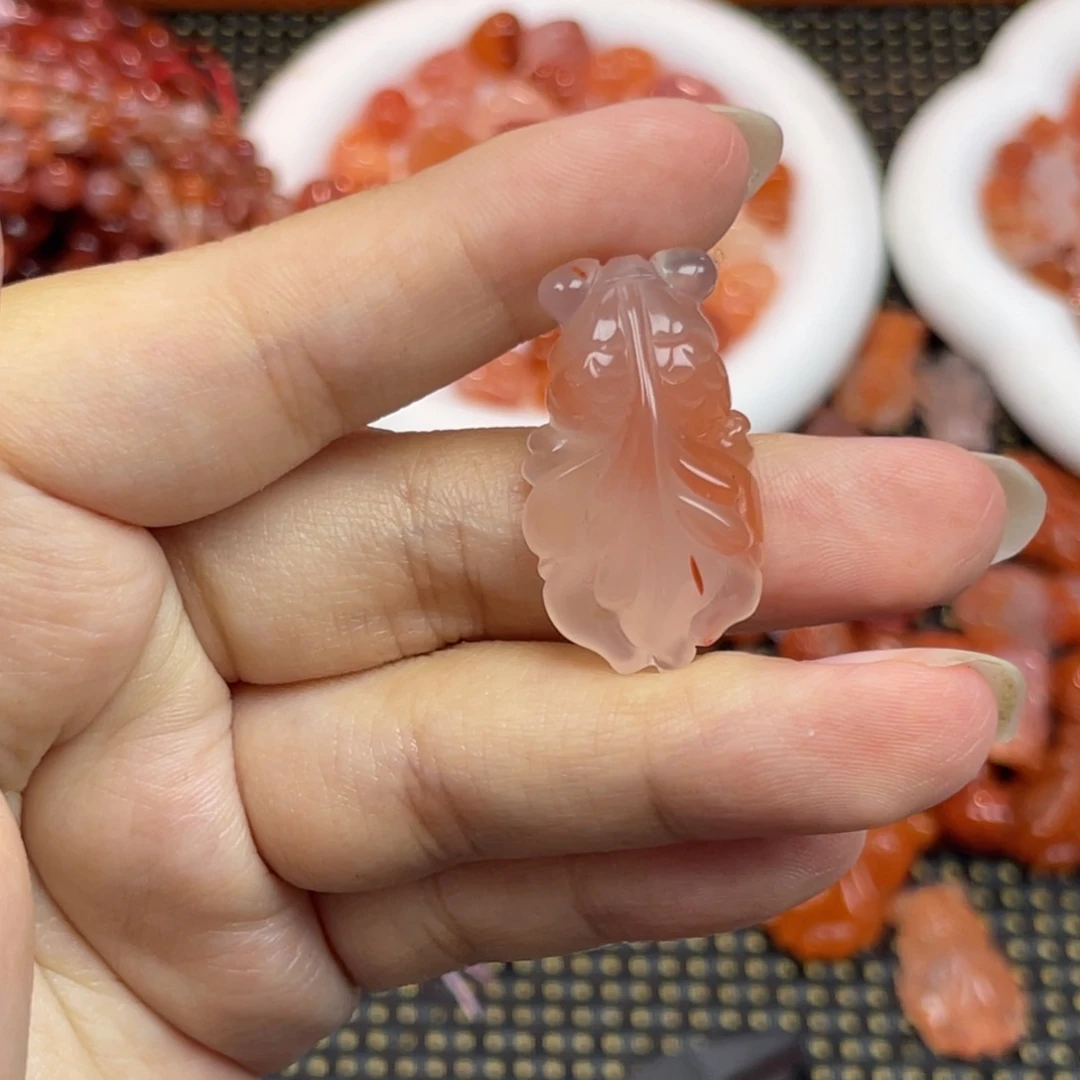 南红玛瑙未镶嵌配饰金鱼13