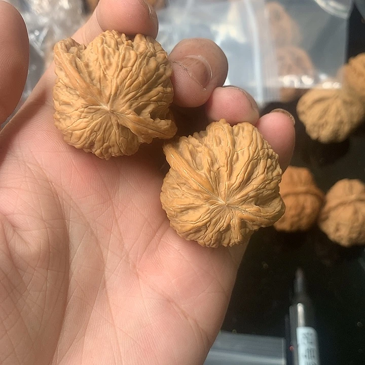 楠***串文玩核桃吊坠对歪磨盘