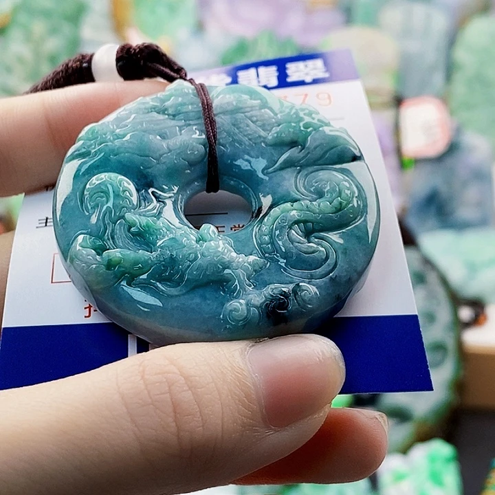 翡翠未镶嵌吊坠(不含链)