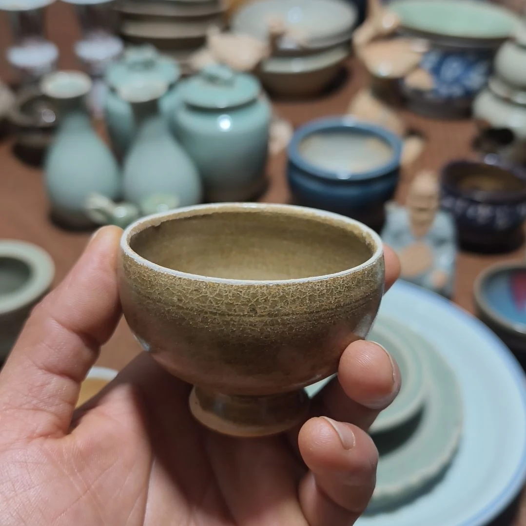 青**人越窑小杯子一个全品