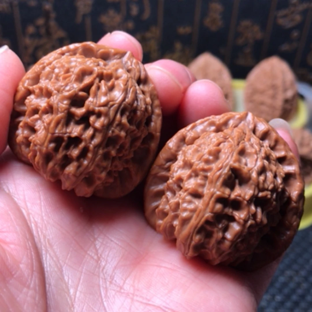 【闪购商品】摆件核桃三角白尺寸38