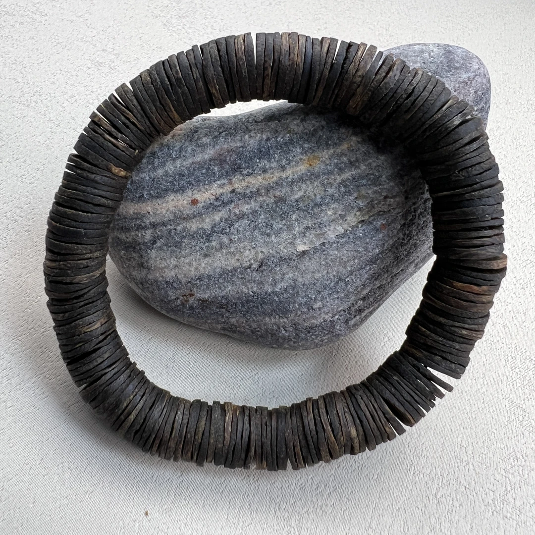 YH-099243海南【沉水级】野生老料片珠1.0单圈约16g