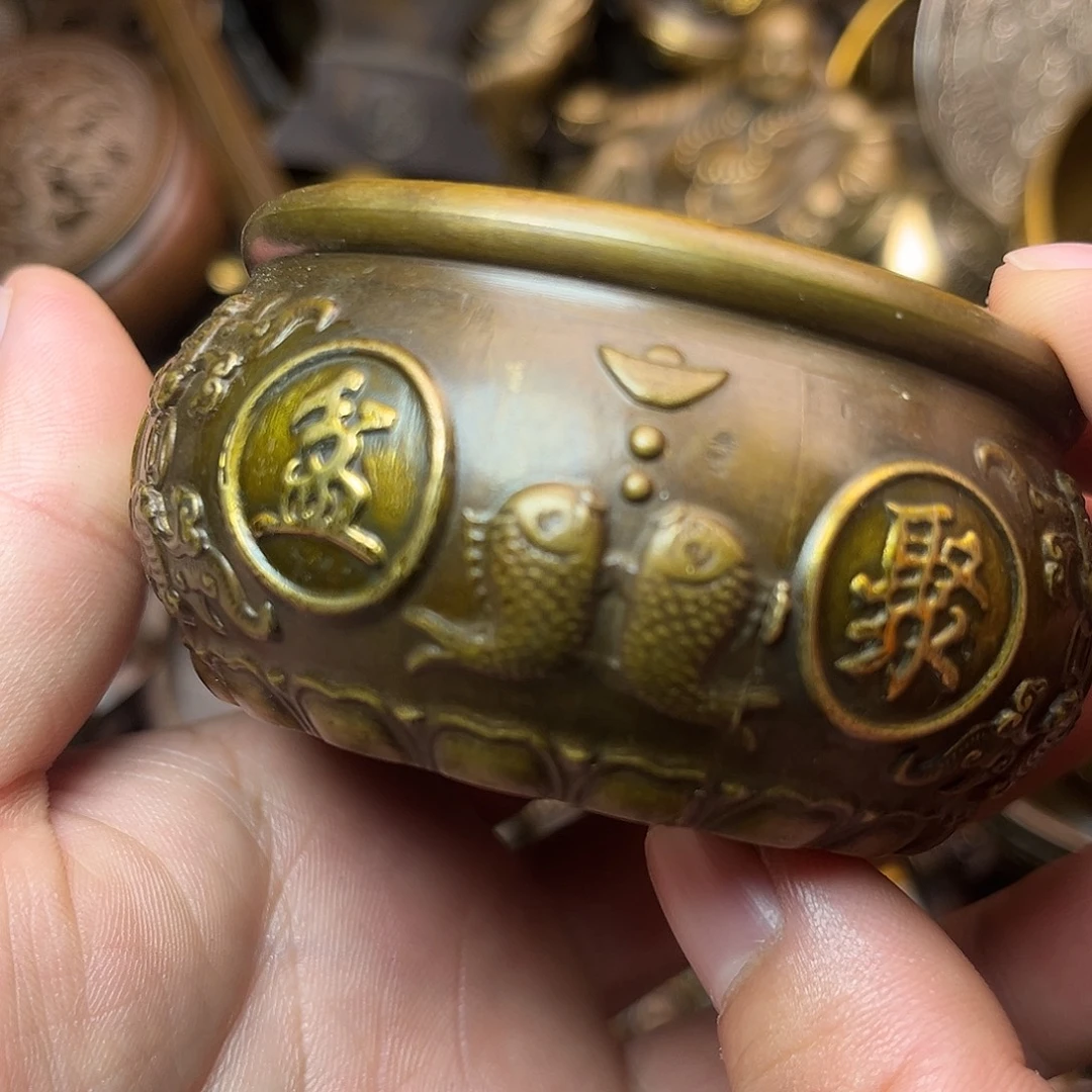 精美铜器工艺品等