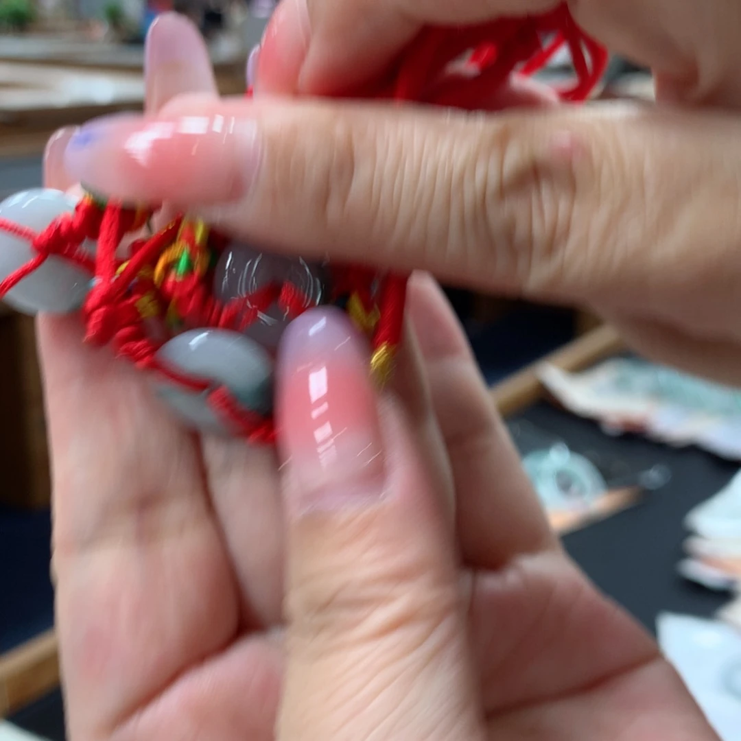 翡翠未镶嵌颈饰多样性发一