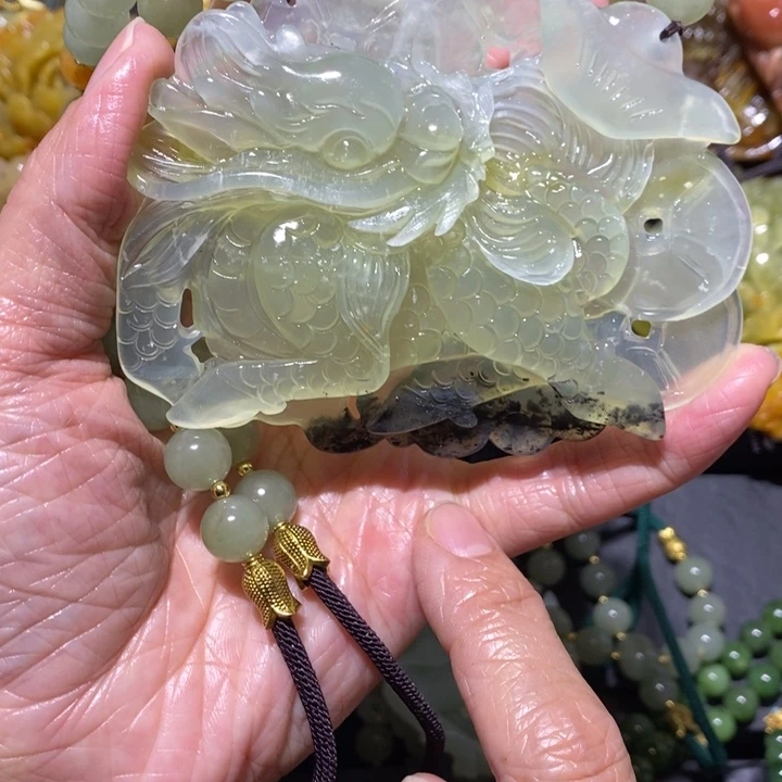 岫玉岫玉吊坠未镶嵌