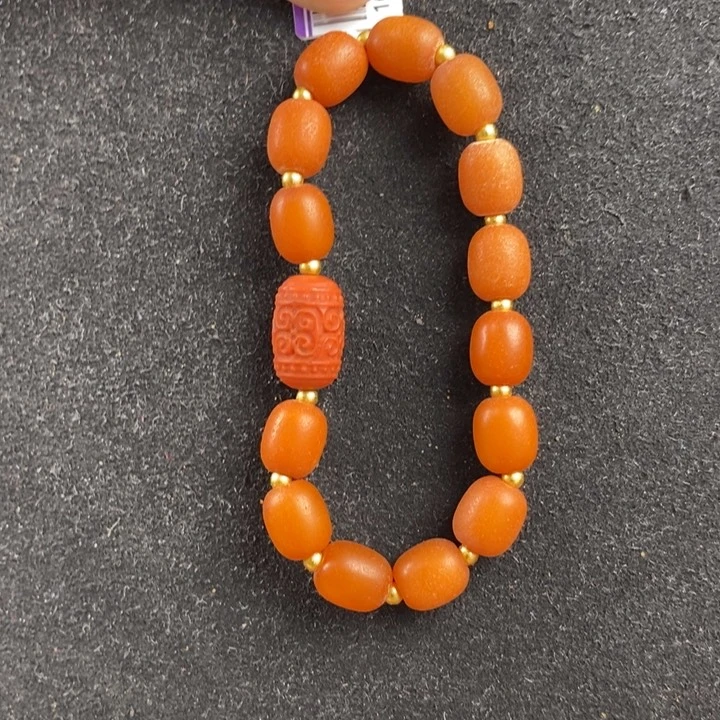 未镶嵌蜜蜡珠宝奇石