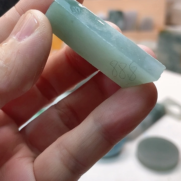 翡翠裸石翡翠玉料