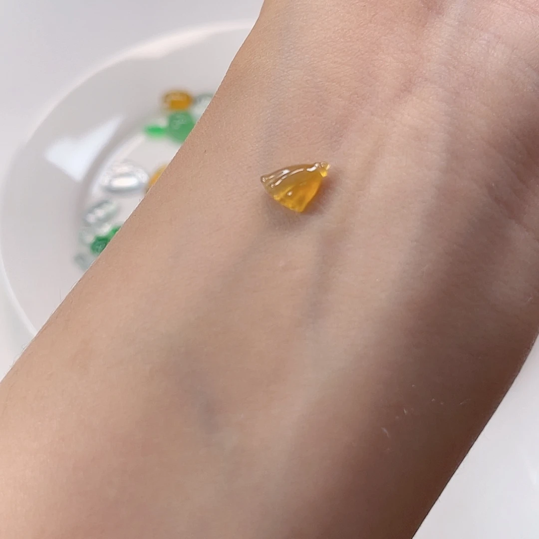 翡翠裸石纯天然A货缅甸翡翠