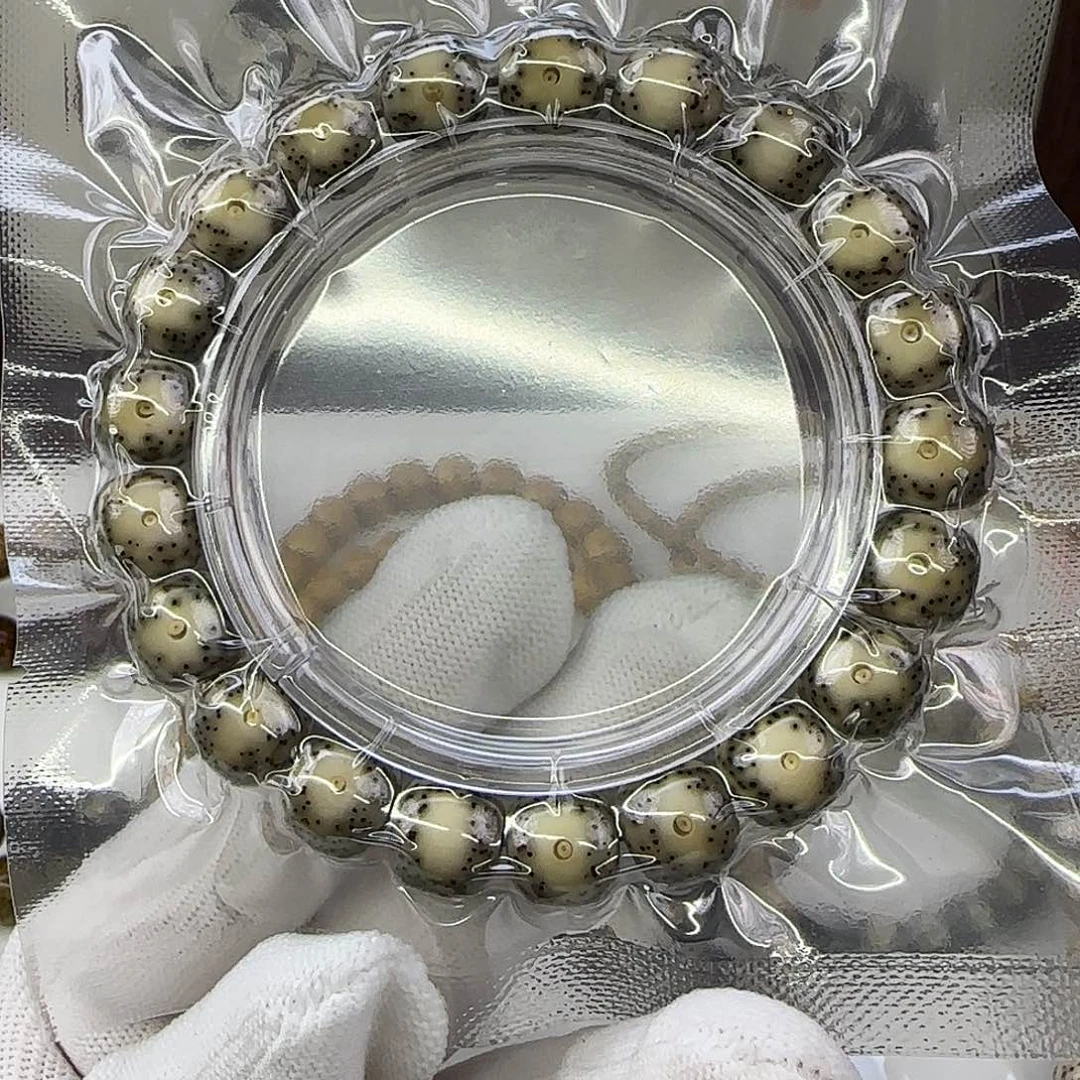 星月菩提手串卡11黄金瞳绿包白大牛眼