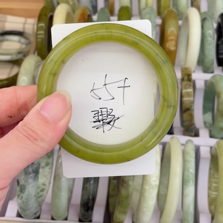 蛇纹石玉手镯未镶嵌顺****店
