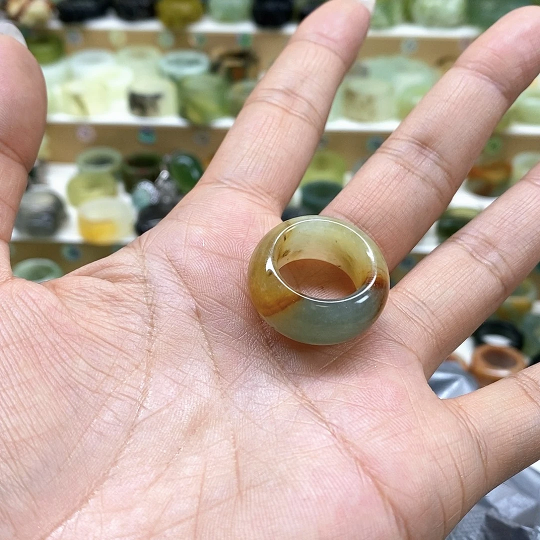 岫玉未镶嵌天然玉石金***光