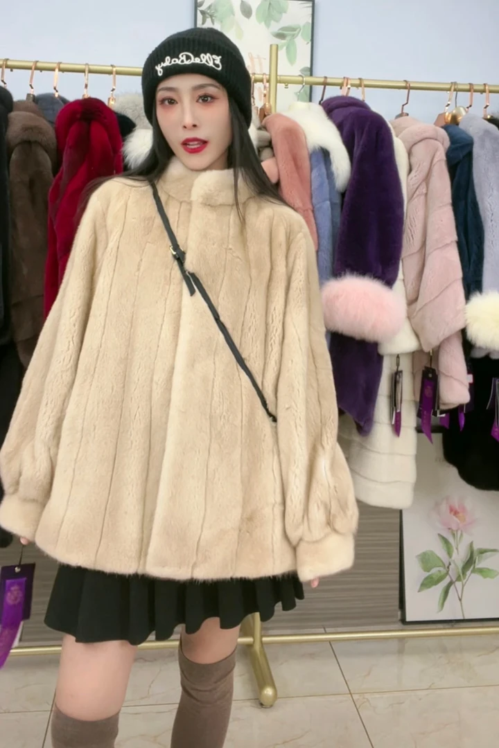 米黄本色立领整貂进口天鹅绒貂皮大衣女士皮草外套