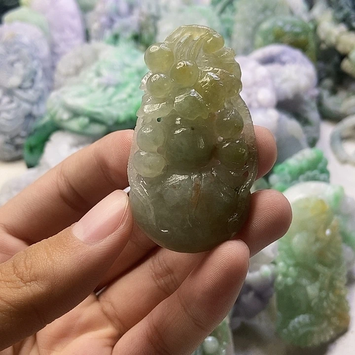 定制翡翠未镶嵌天然翡翠