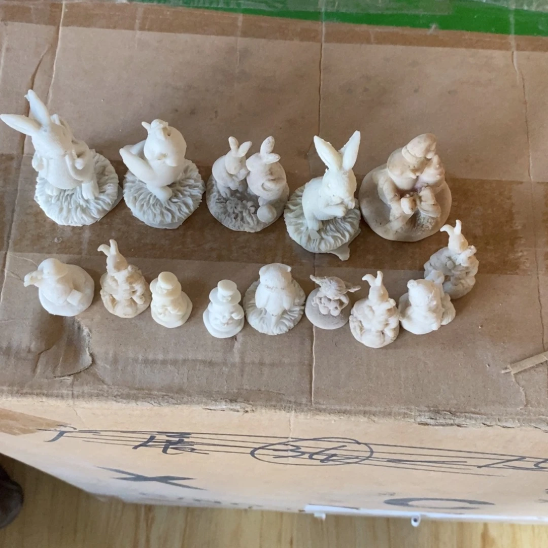 大***行树脂默认微瑕 树脂摆件