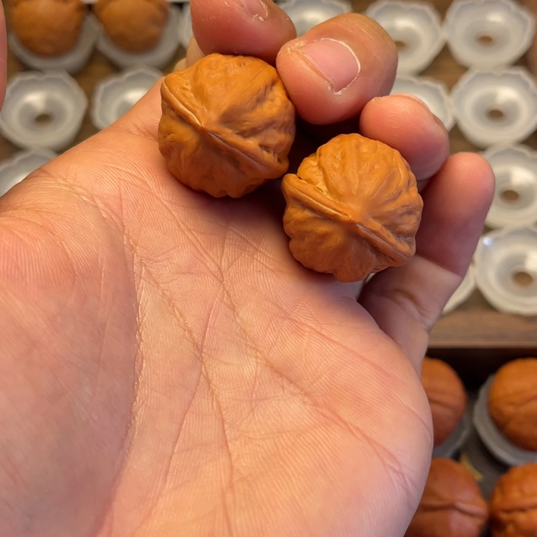 文玩核桃把件手捻