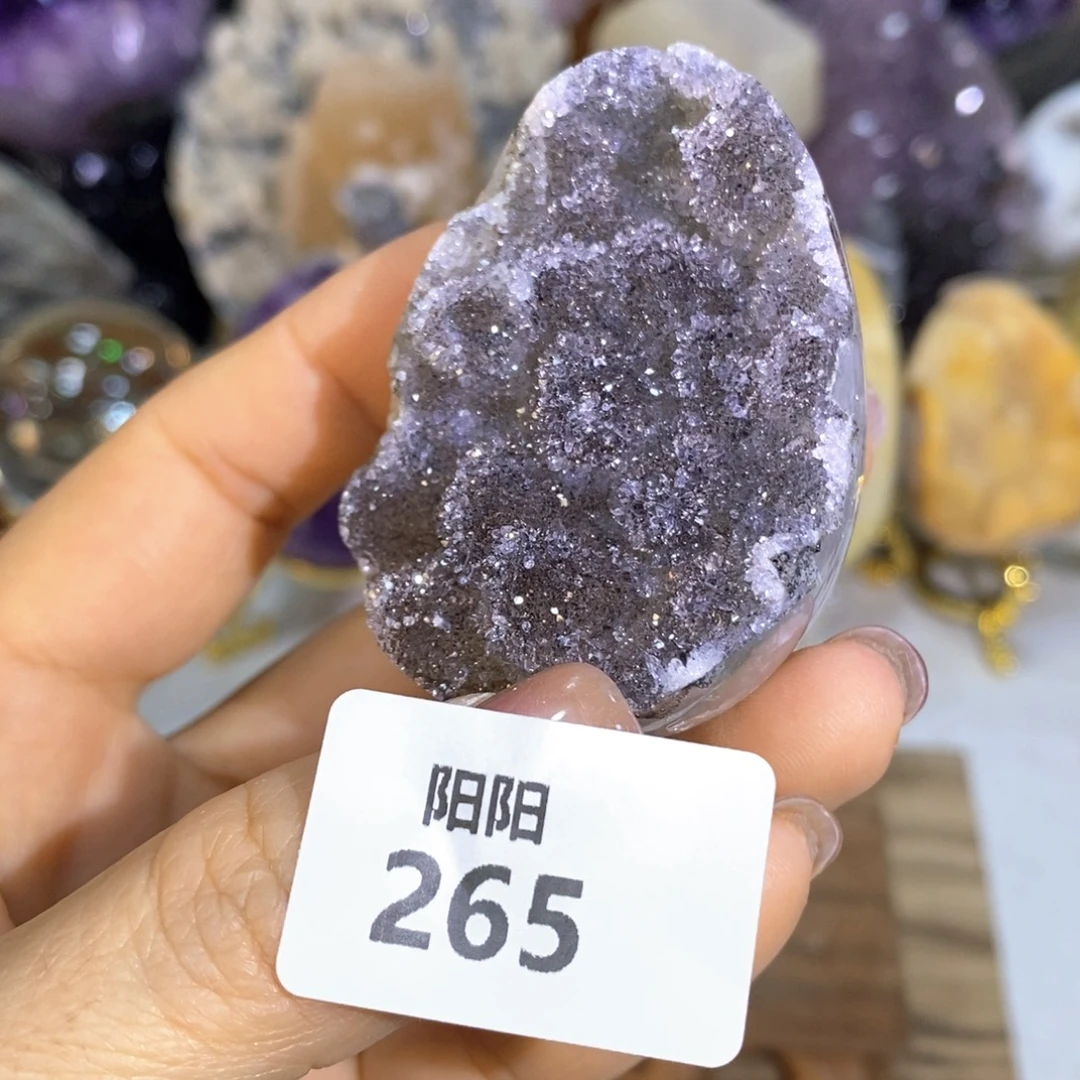未镶嵌水晶大型摆件（非配饰）