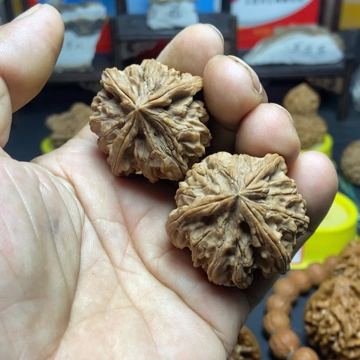 把件文玩核桃?****～四棱