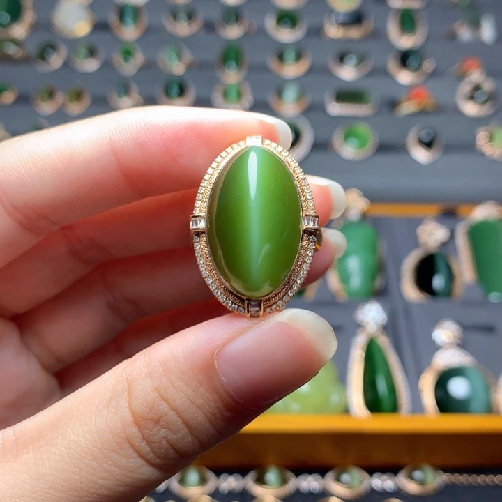 E***6和田玉戒指18K金镶嵌