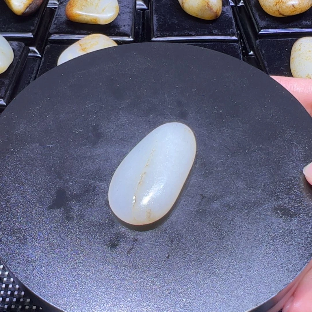 和田玉（子料）未镶嵌颈饰15克